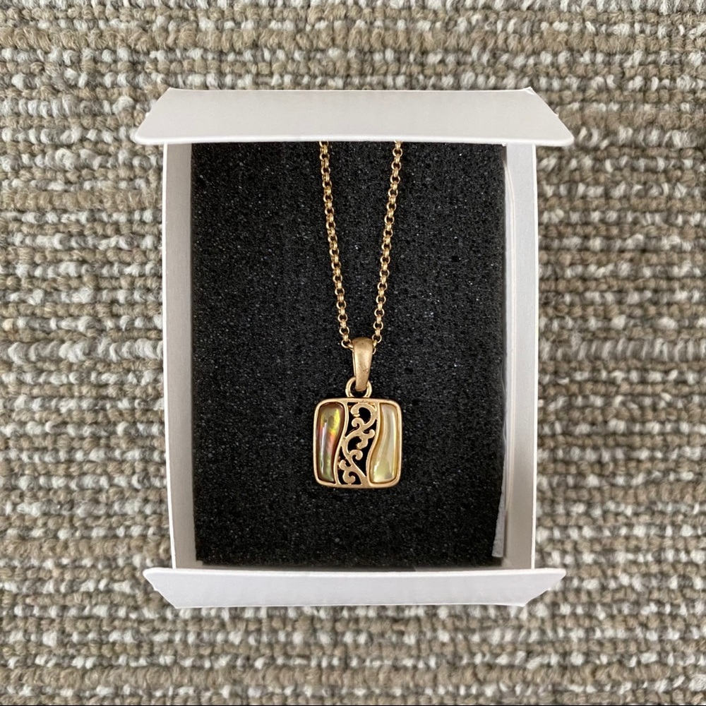 NIB Lia Sophia Necklace